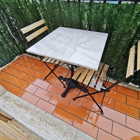 בית הארחה Sciacchithouse