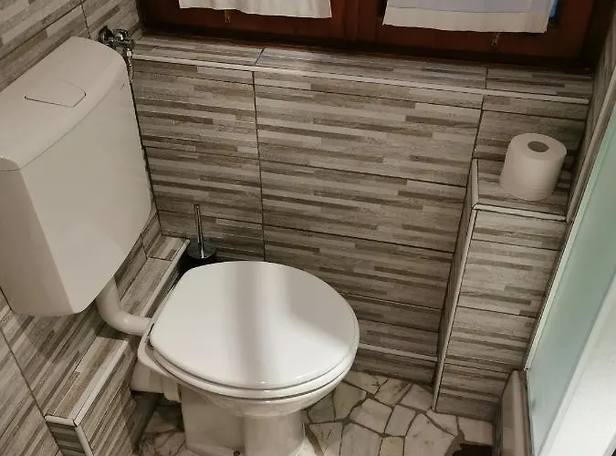 בית הארחה Sciacchithouse