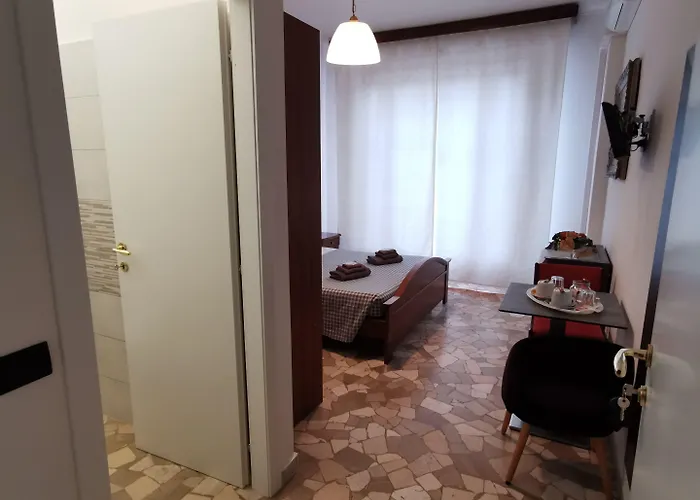 Sciacchithouse 3*