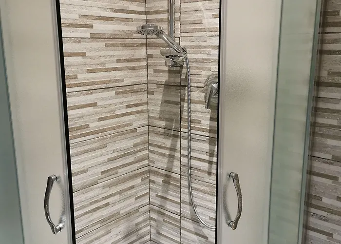 Sciacchithouse בית הארחה 3*