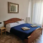 Sciacchithouse Penzion 3*