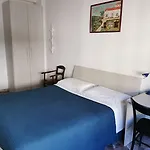 Sciacchithouse Penzion 3*