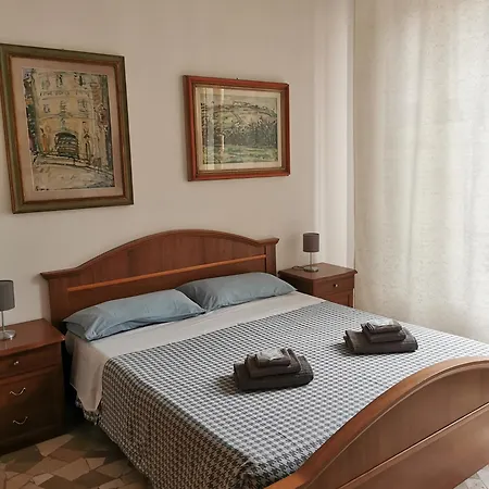 Sciacchithouse Pensjonat 3*